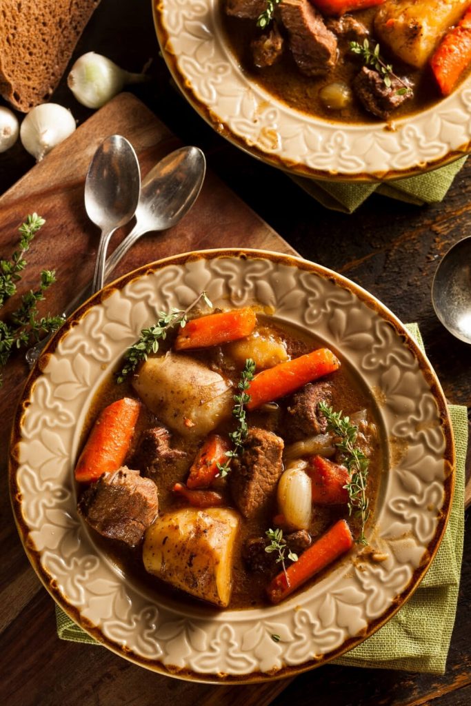 A picture of two bowls of Irish stew