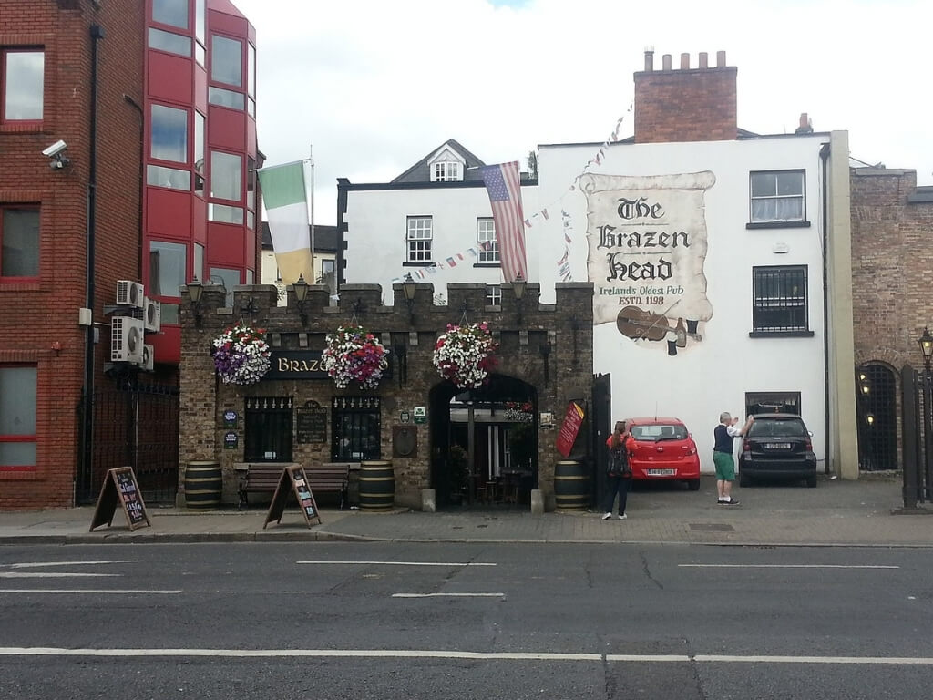 A picture of the Brazen Head pub, Ireland's oldest pub