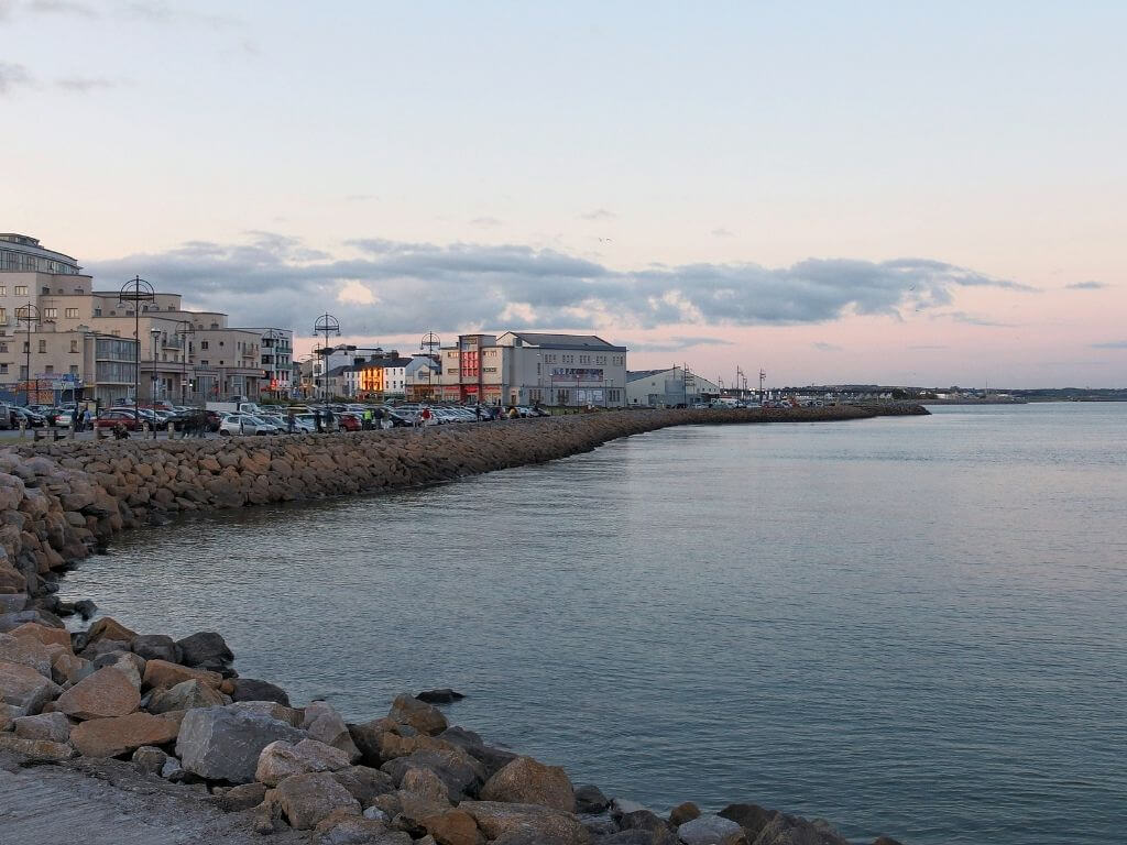 A picture of the promenade and coastline in Salthill, Galway