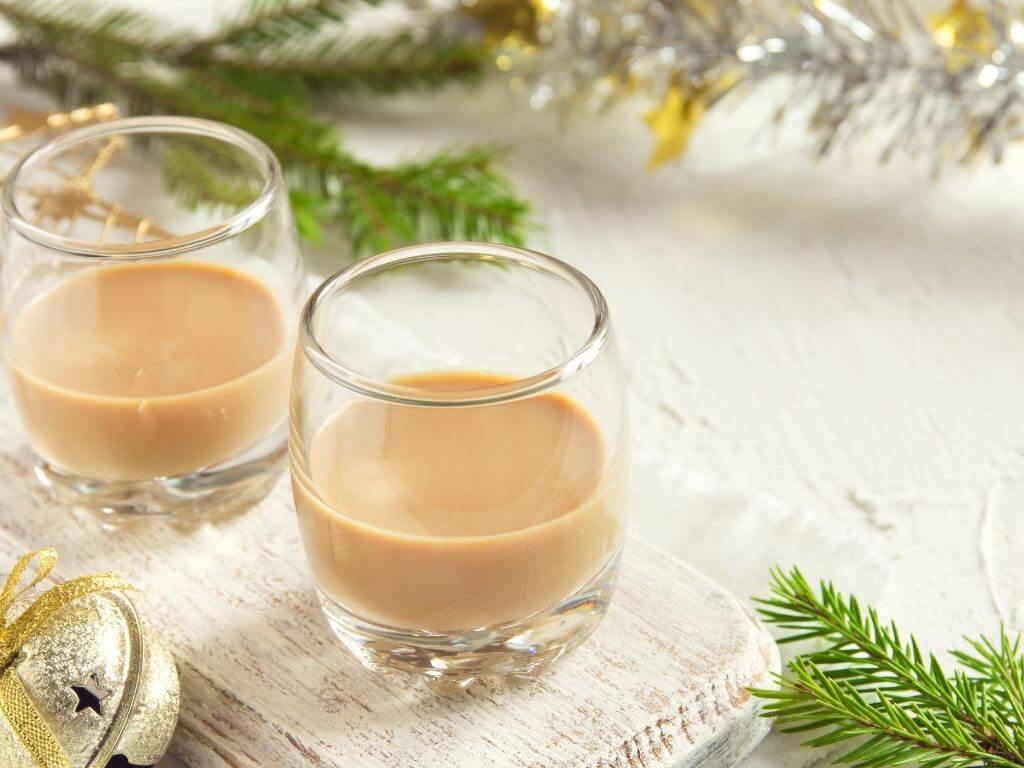 A picture of two glasses containing Irish Baileys Liqueur