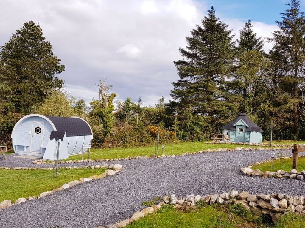A picture of the two glamping huts at Curraghduff Farm, Galway
