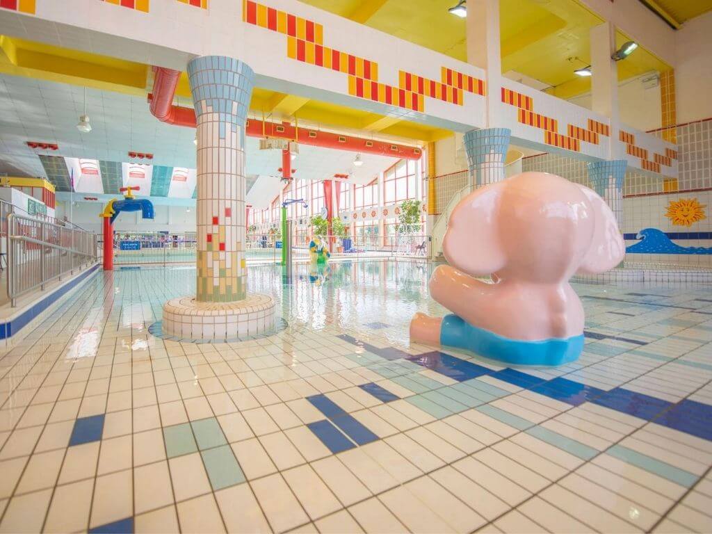 A picture of the interior kids pool at Leisureland, Galway