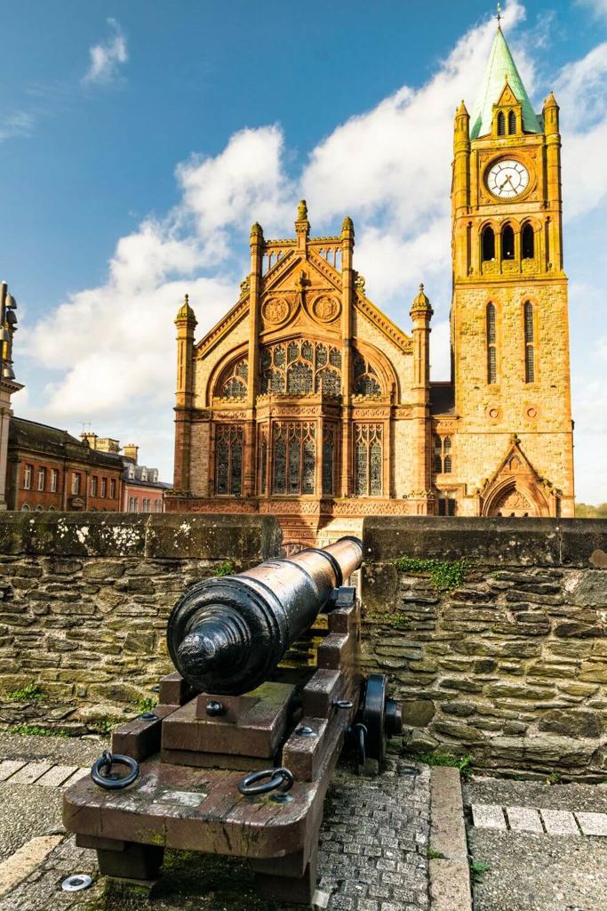 A picture of one of the cannons that sit on the old medieval city walls of Derry, Northern Ireland