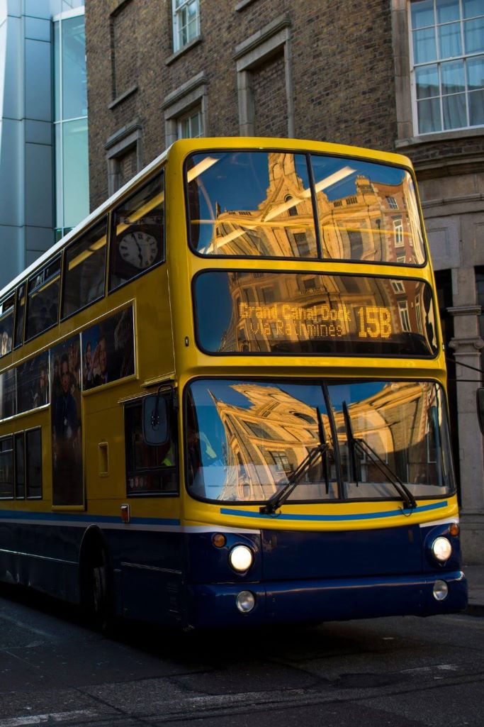 A picture of the number 15B Dublin Bus